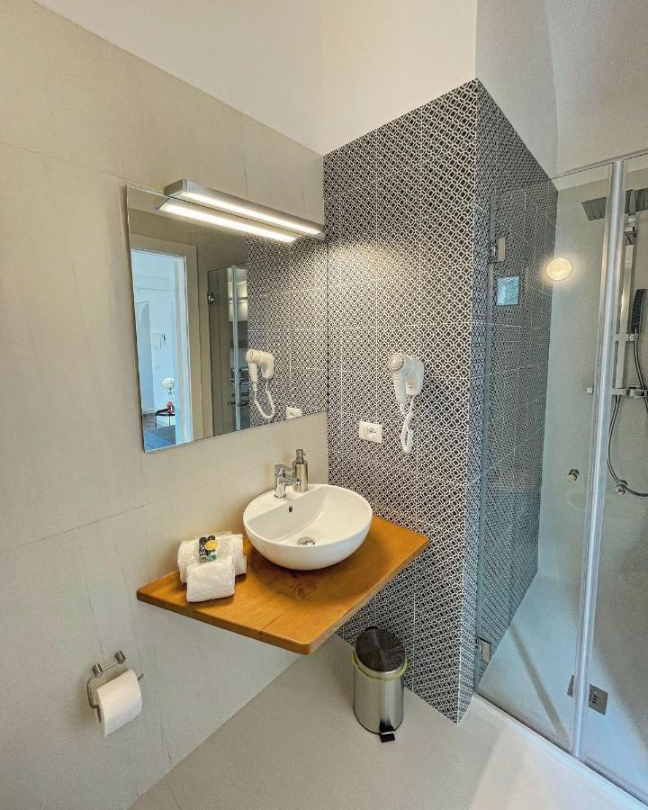 Suite Altamarea "Sea View Studios" Castellammare del Golfo Eksteriør billede